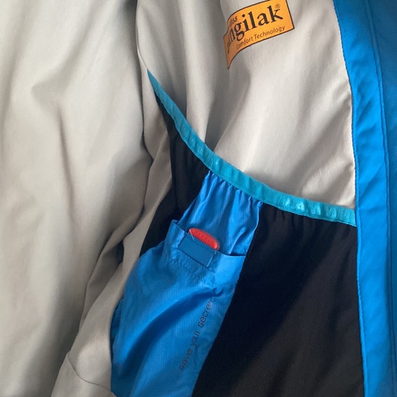 Mammut  womens medium zip up jacket bright blue, zip pockets, hooded - Picture 6 of 11